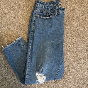 Universal Thread Classic Blue Distressed Cropped Jeans